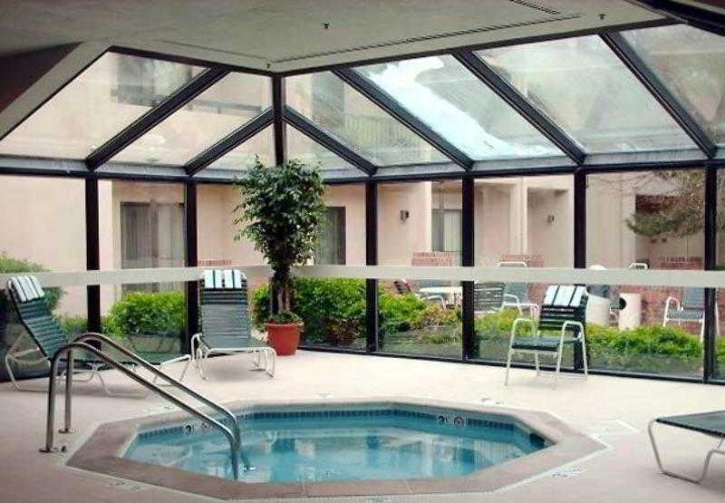 Courtyard By Marriott Denver Central Park Bekvämligheter bild